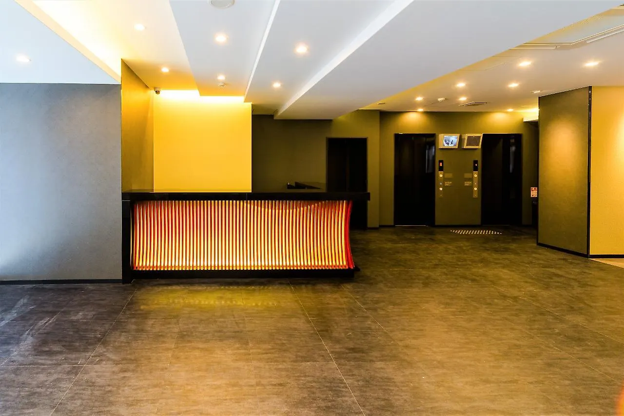 Kuromon Crystal Hotel Osaca